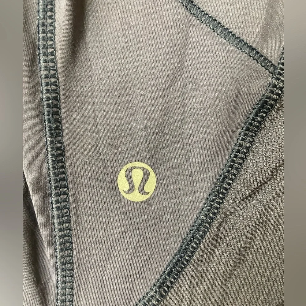 lululemon athletica show some
